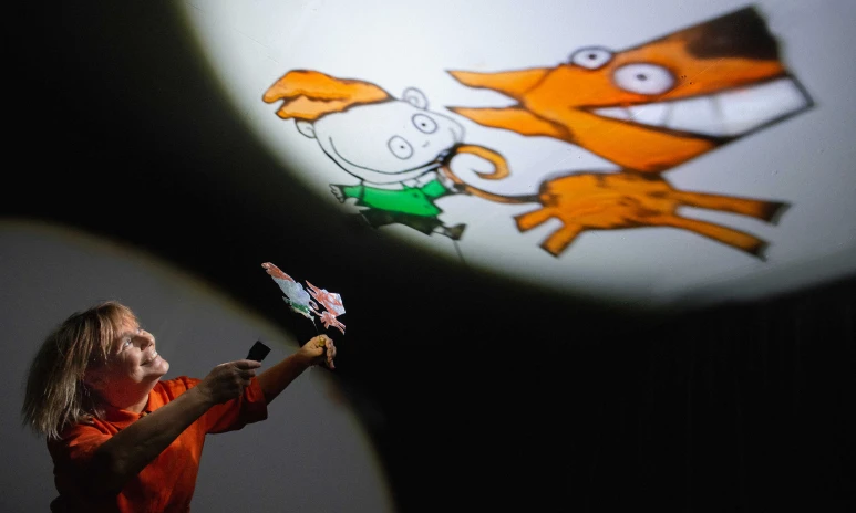 Hundliv - ett gästspel från Ölands Dramatiska Teater. Premiär på Marionetteaterns scen den 5 oktober.