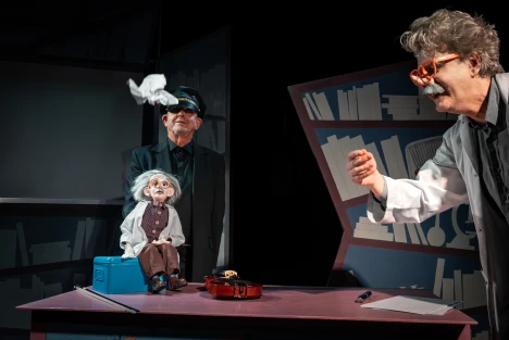 Dockskötare, Albert och Einstein