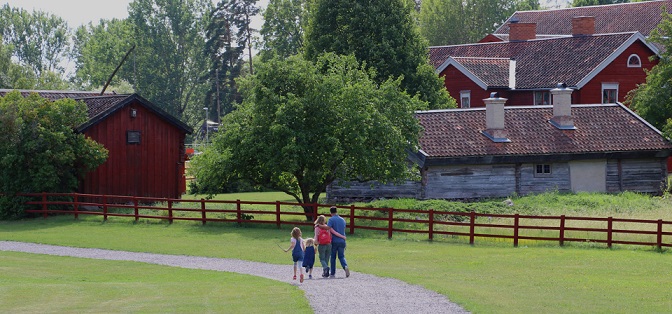 https://www.barnistan.se/wp-content/uploads/2022/05/Galinkoping-familjeaktiviteter.jpg