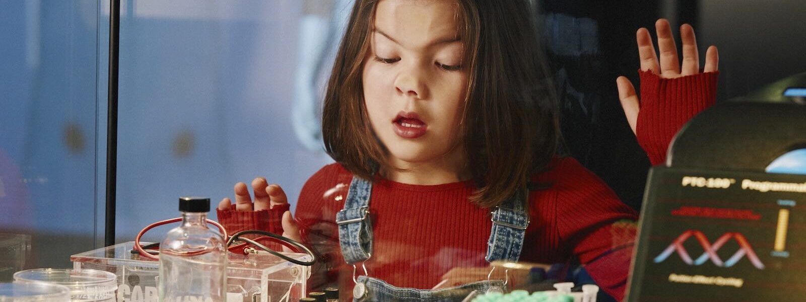 https://www.barnistan.se/wp-content/uploads/2025/05/hyper-human-labb-nyfiket-barn-1600x600-1.jpeg